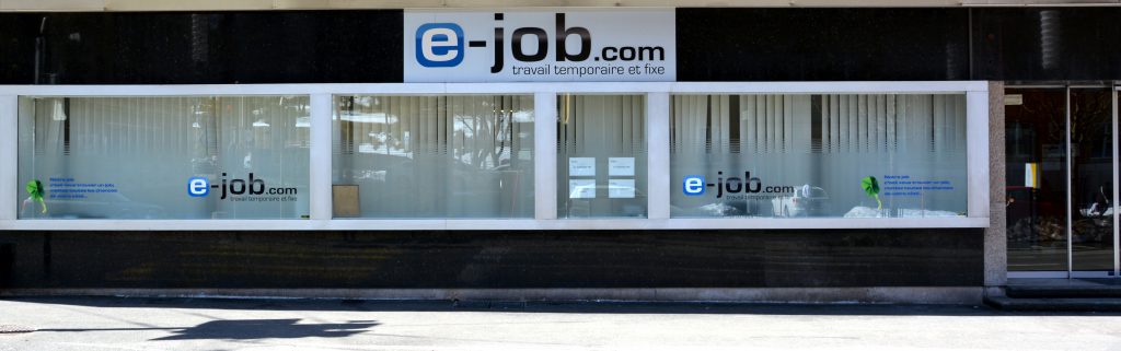 Passer par E-job ou postuler en direct ?